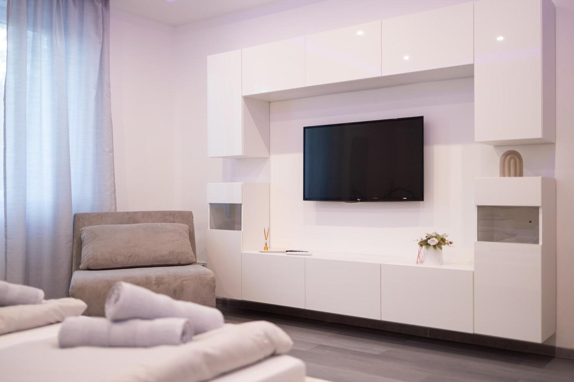 דברצן Fonix Apartman מראה חיצוני תמונה