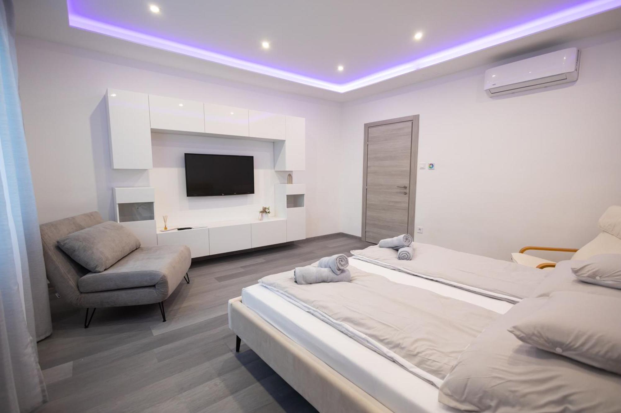 דברצן Fonix Apartman מראה חיצוני תמונה