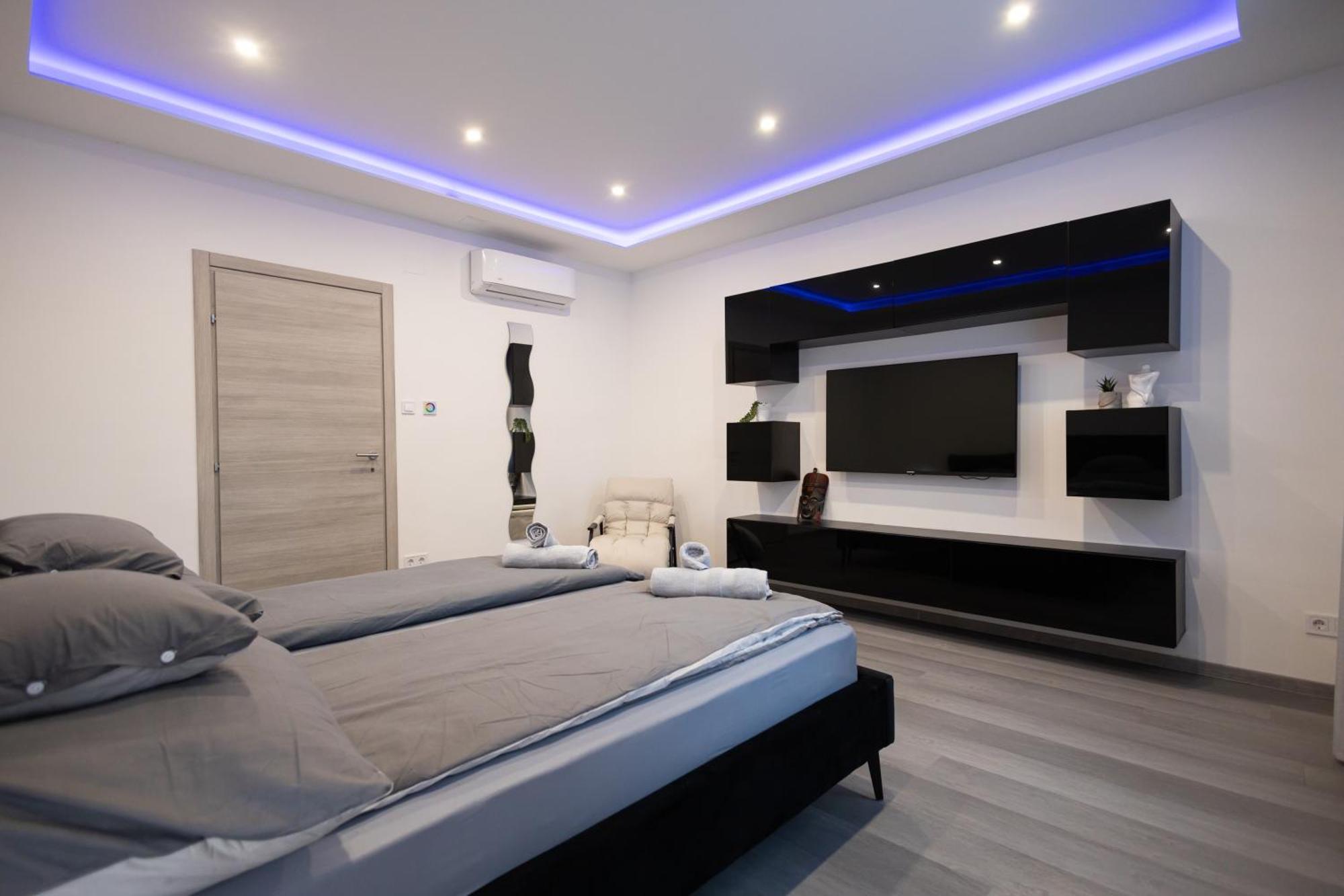 דברצן Fonix Apartman מראה חיצוני תמונה