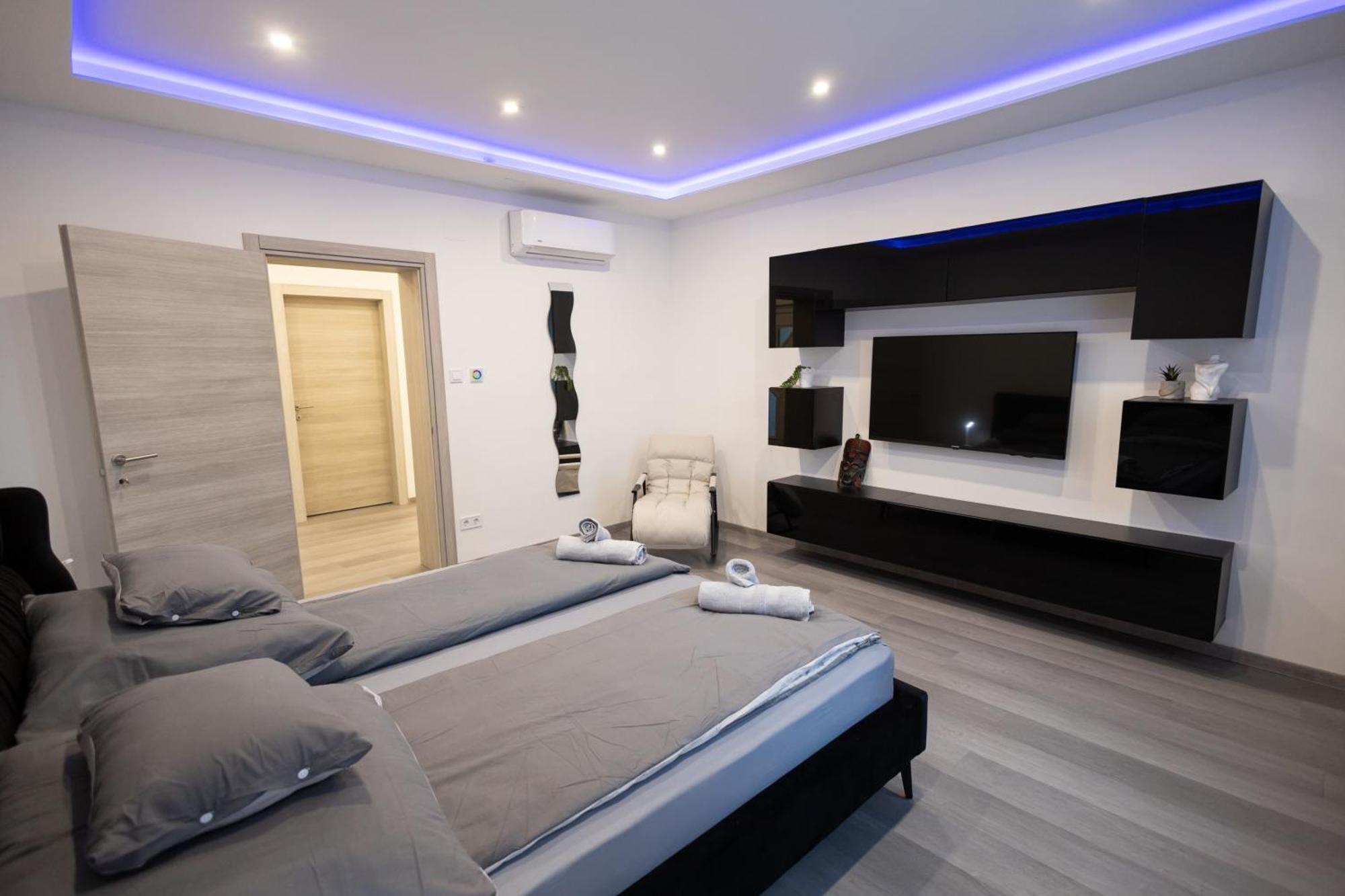 דברצן Fonix Apartman מראה חיצוני תמונה