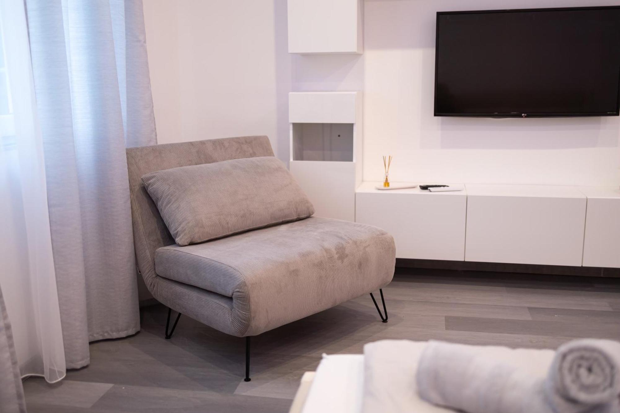 דברצן Fonix Apartman מראה חיצוני תמונה